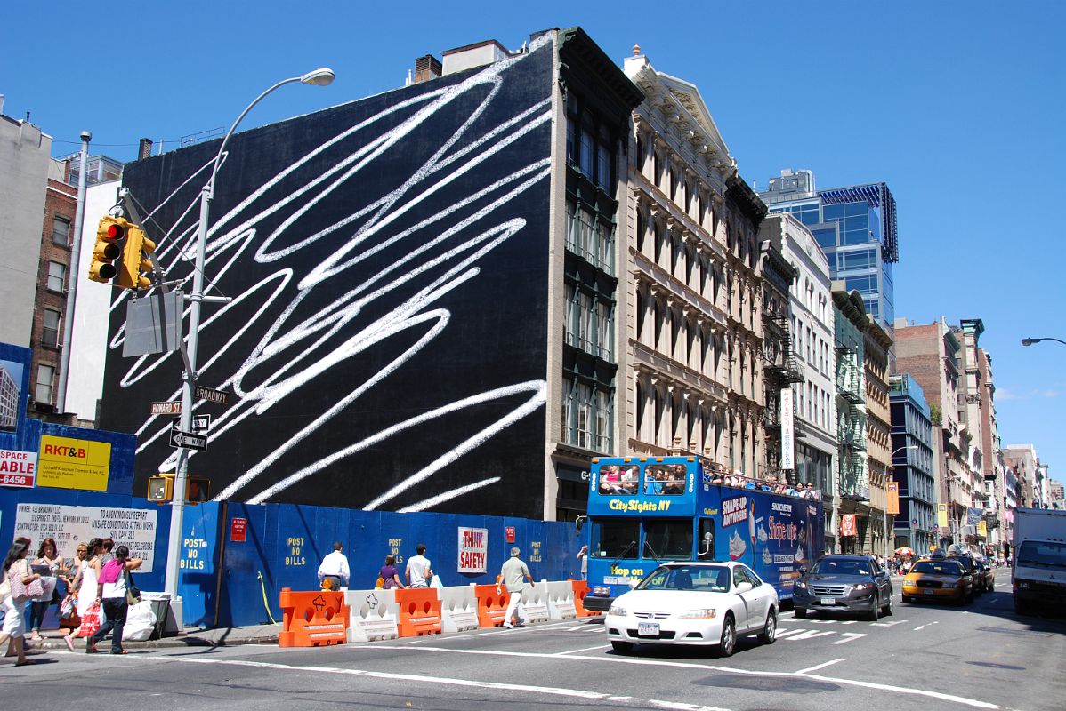 10 Looking North On Broadway From Howard St In SoHo New York City